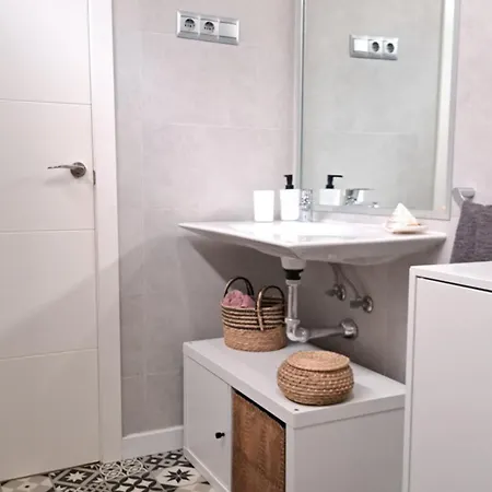 Con Encanto Y Parking Trinidad 21 Apartment
